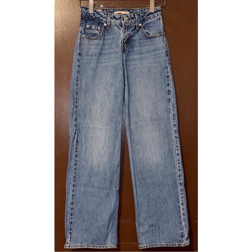Levi's Women's Straight Leg Jeans - Light Blue Denim